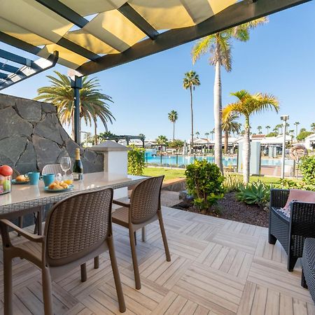 Luxury Poolside Holiday Home 마스팔로마스 외부 사진