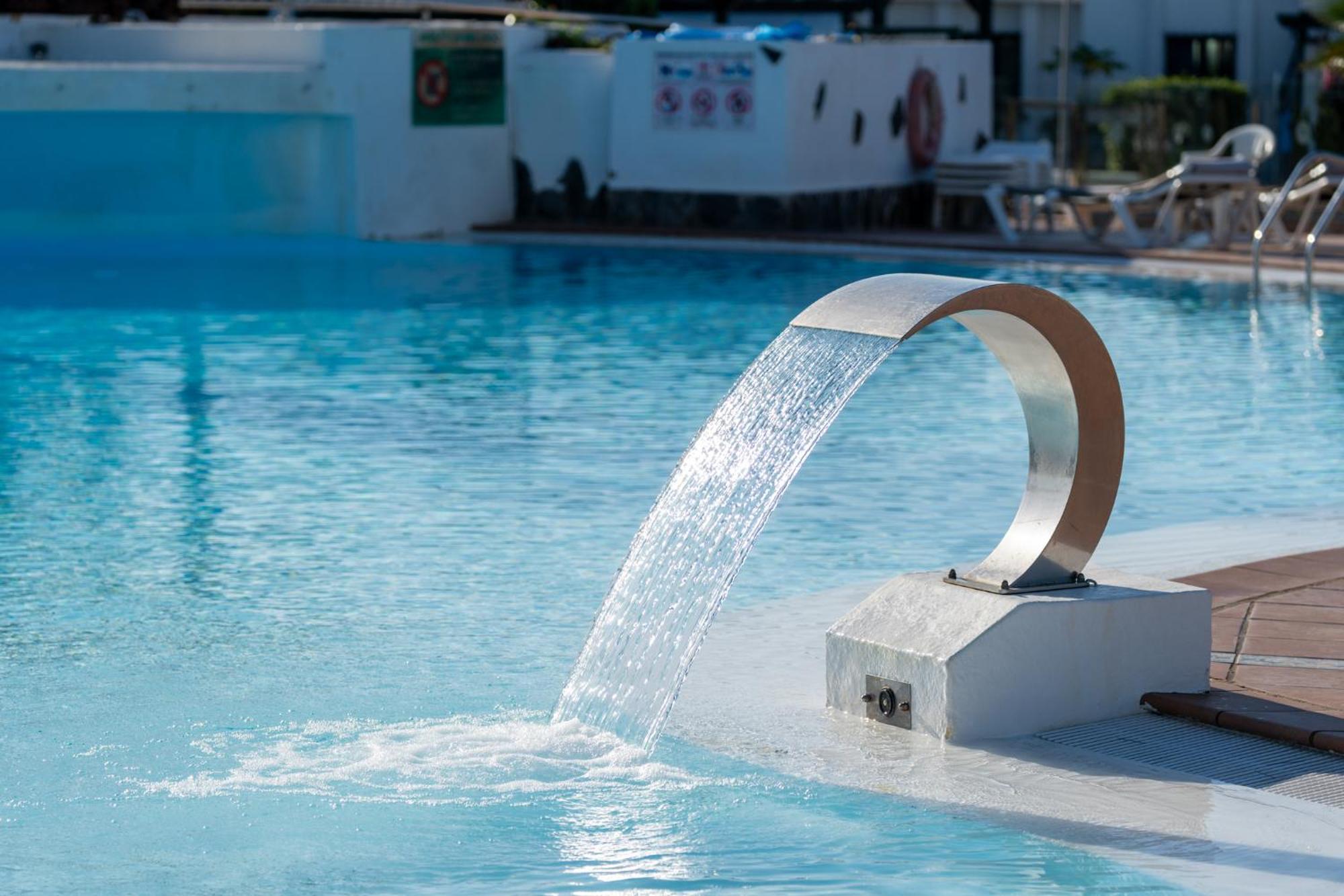 Luxury Poolside Holiday Home 마스팔로마스 외부 사진